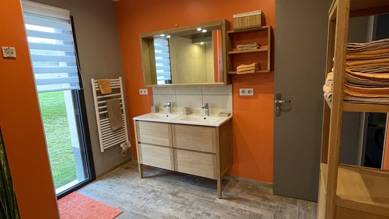 Photo of Bathroom in Sainte-Croix-sur-Aizier