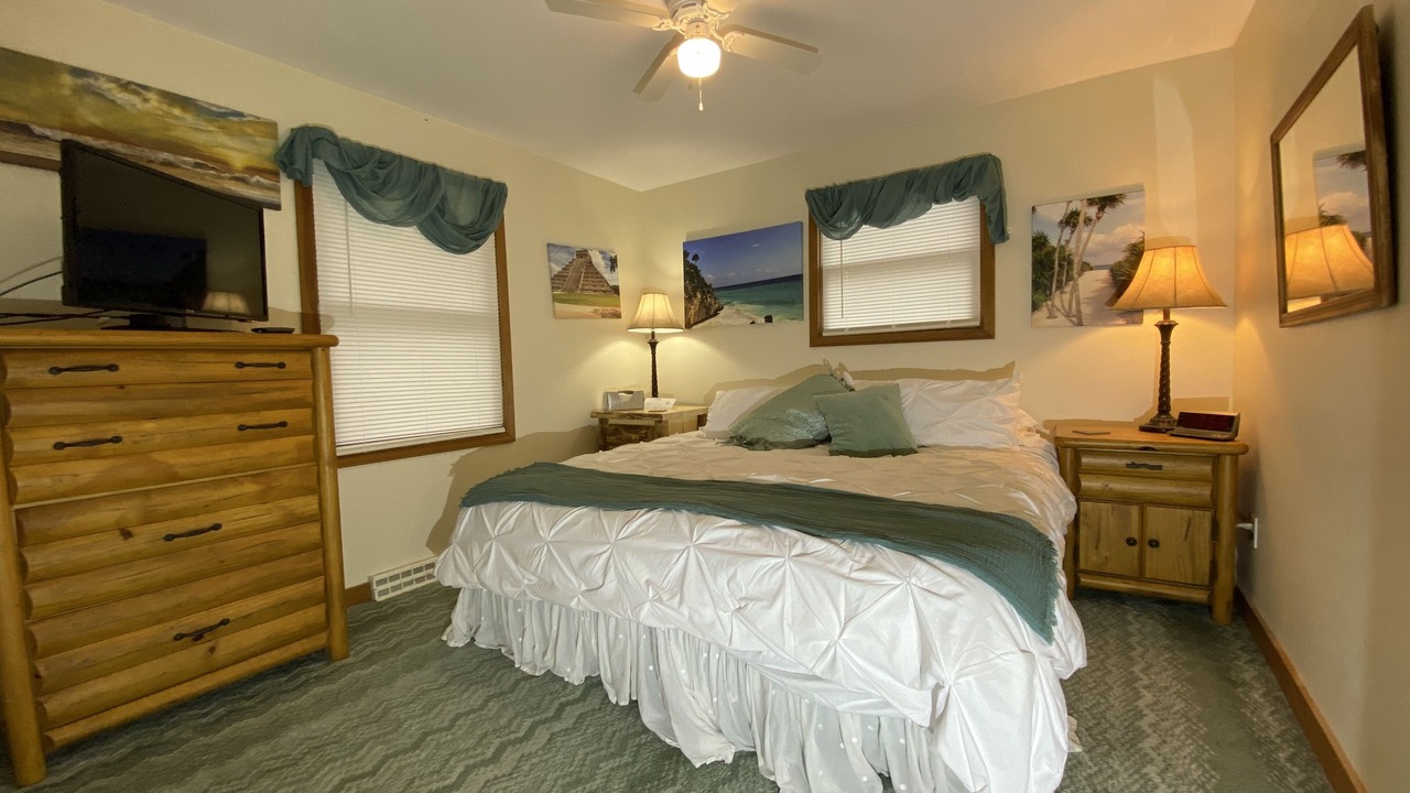 Photo of Bedroom in Hawks