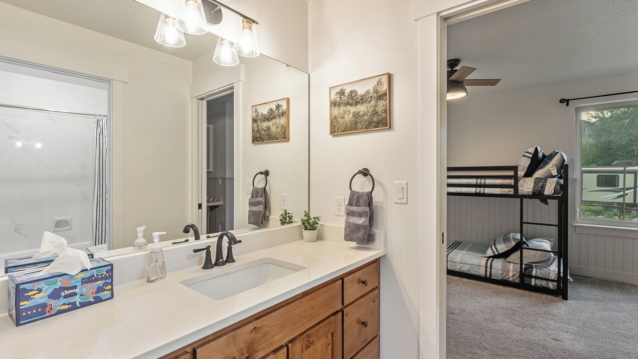 Photo of Bathroom in Eden