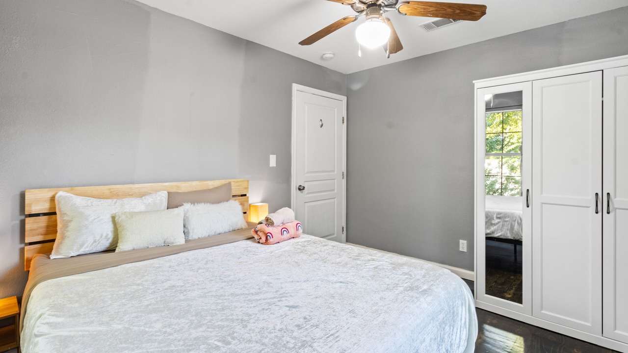 Photo of Bedroom in Franklin Park