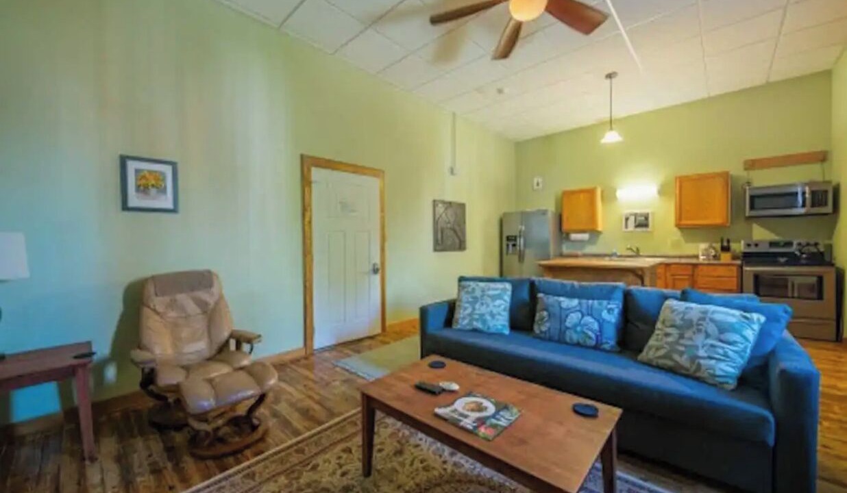 Photo of Livingroom in Du Quoin