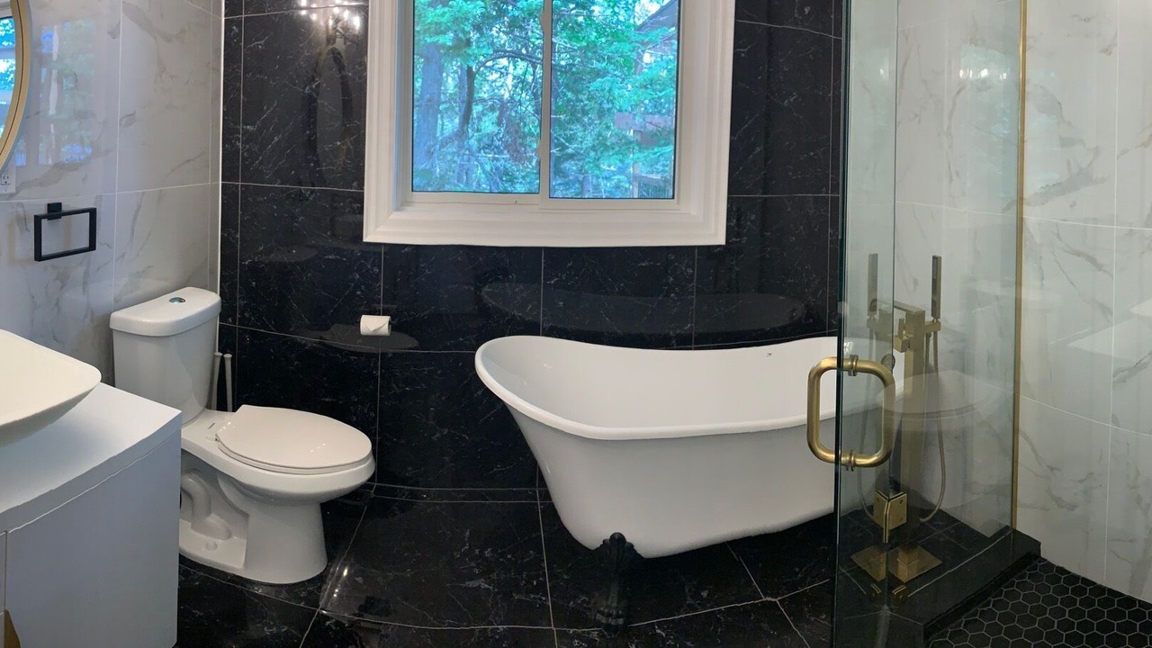 Photo of Bathroom in Perry
