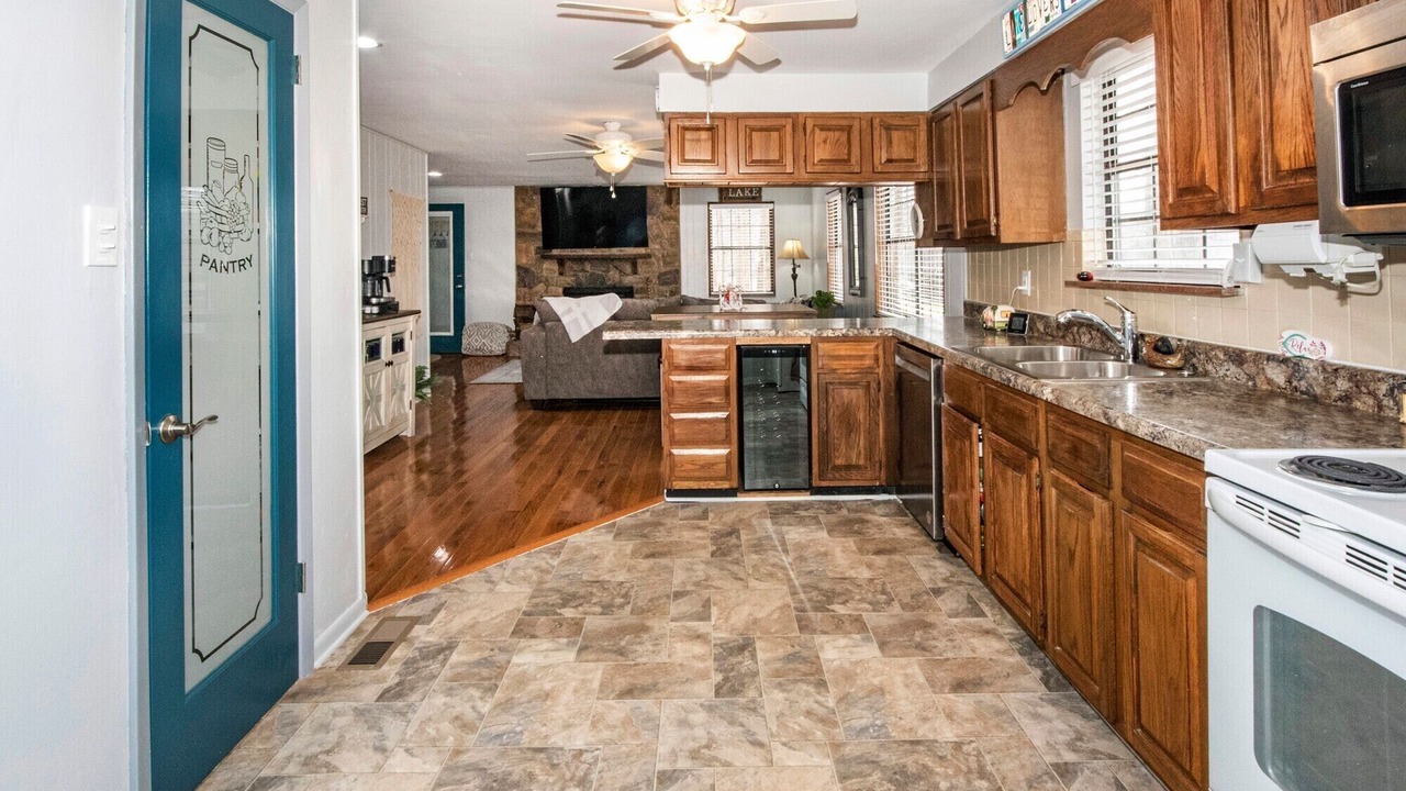 Photo of Kitchen in Andersonville