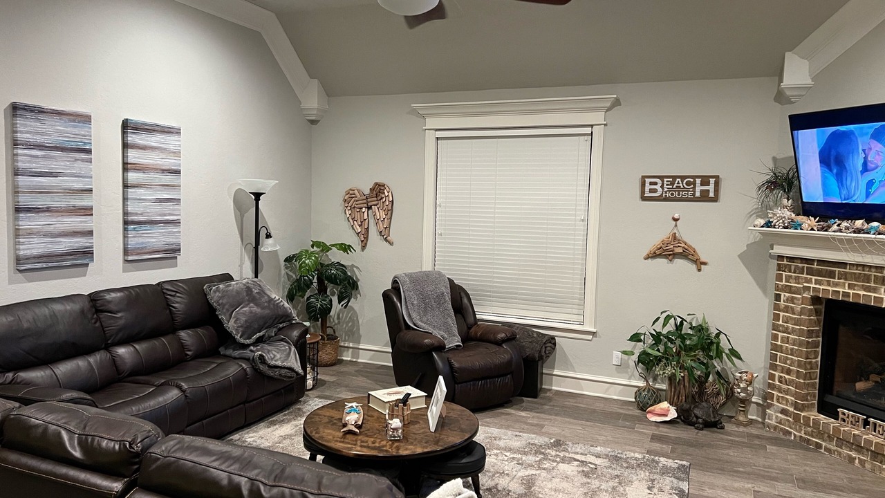 Photo of Livingroom in Longview