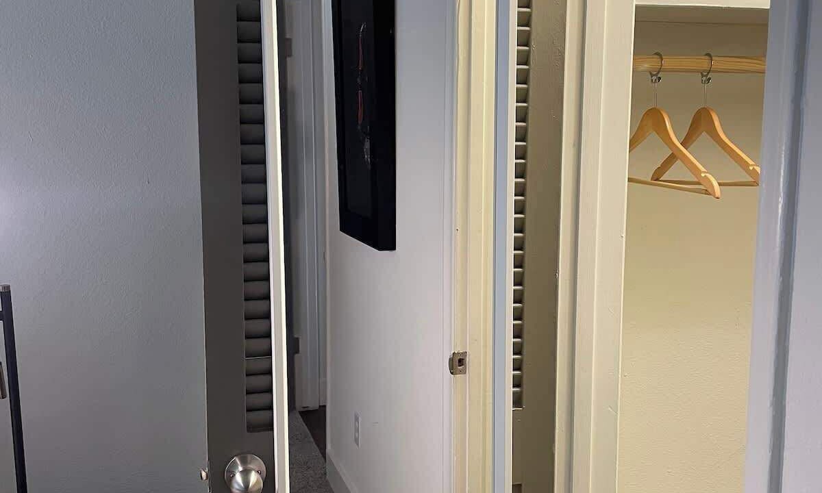 Photo of Others in Uptown