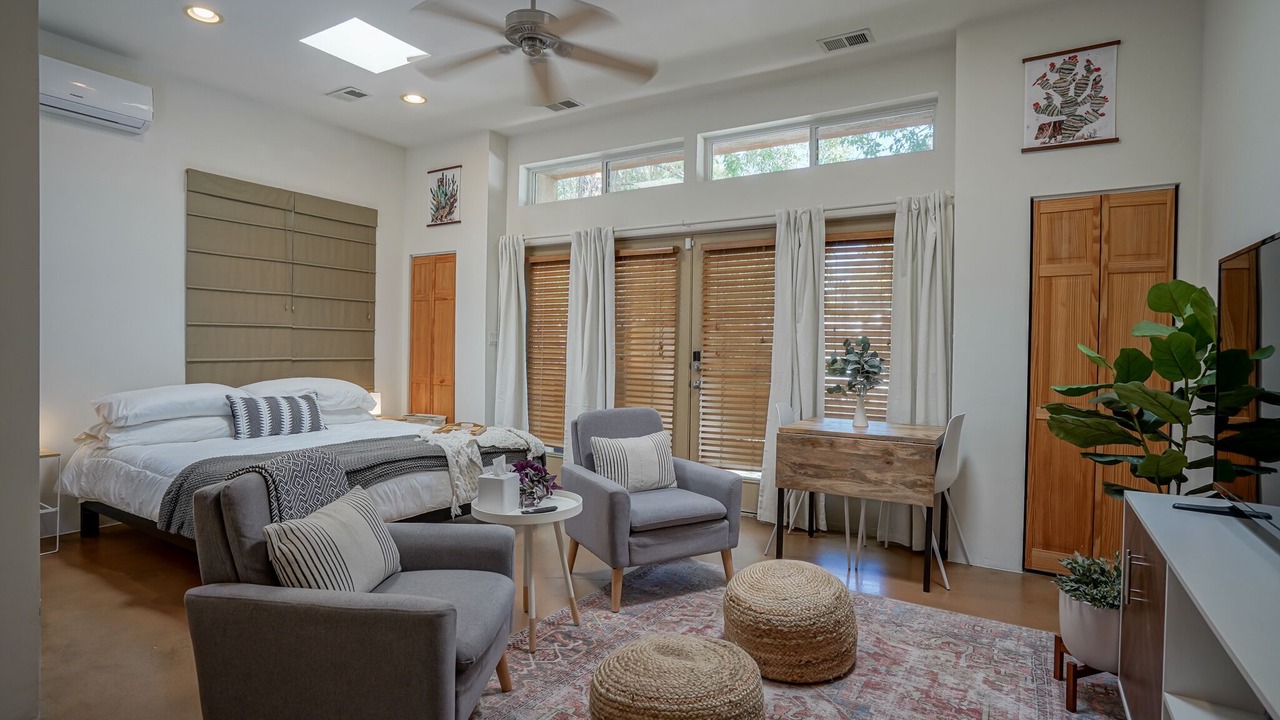 Photo of Bedroom in Downtown Albuquerque