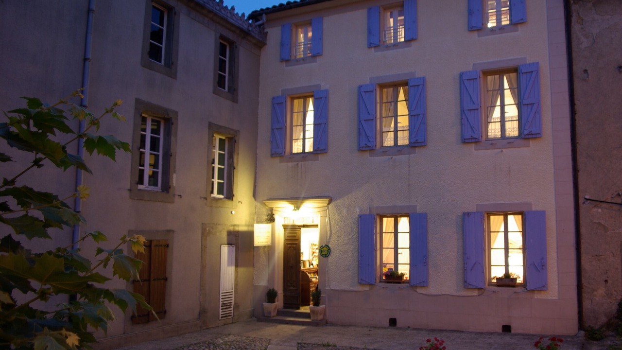 Photo of Outdoor in Leran