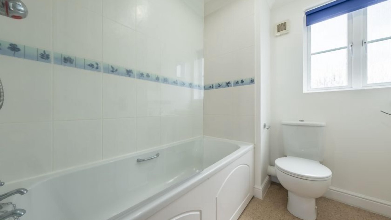 Photo of Others in Holt