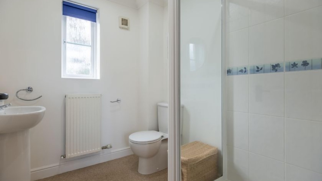 Photo of Others in Holt