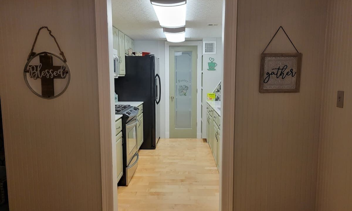 Photo of Kitchen in Canadian