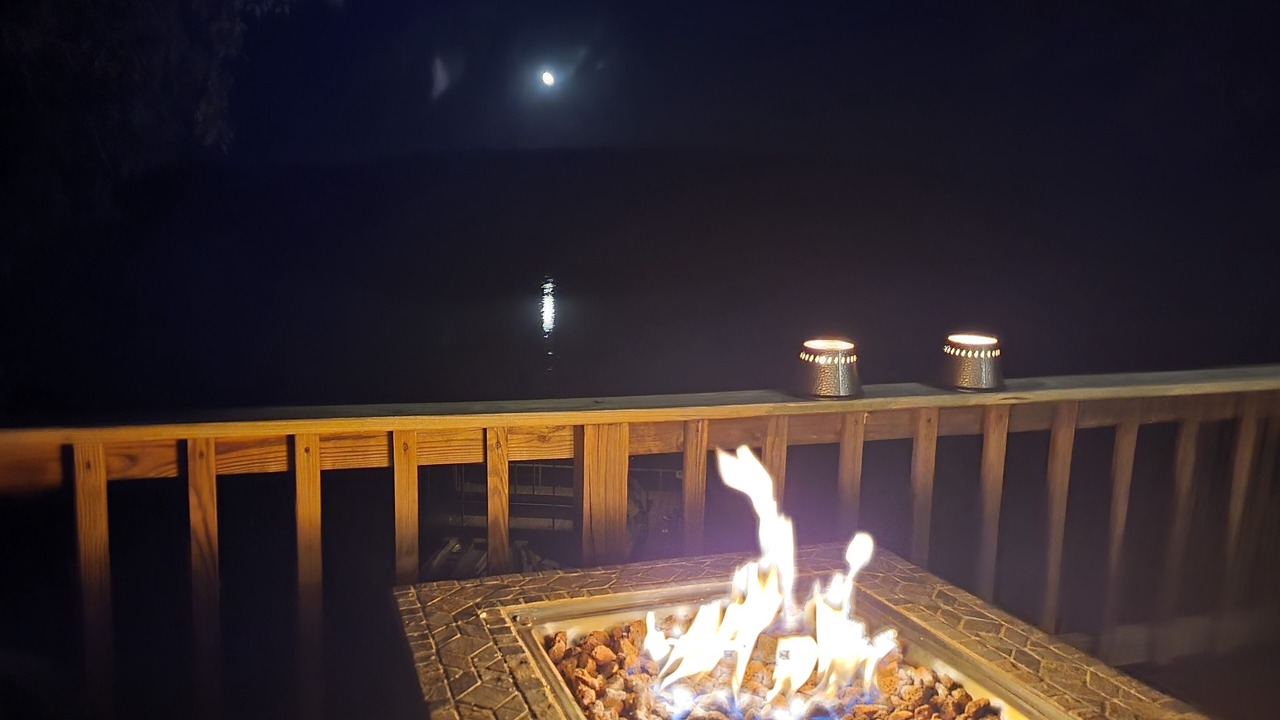 Photo of Outdoor in Canadian