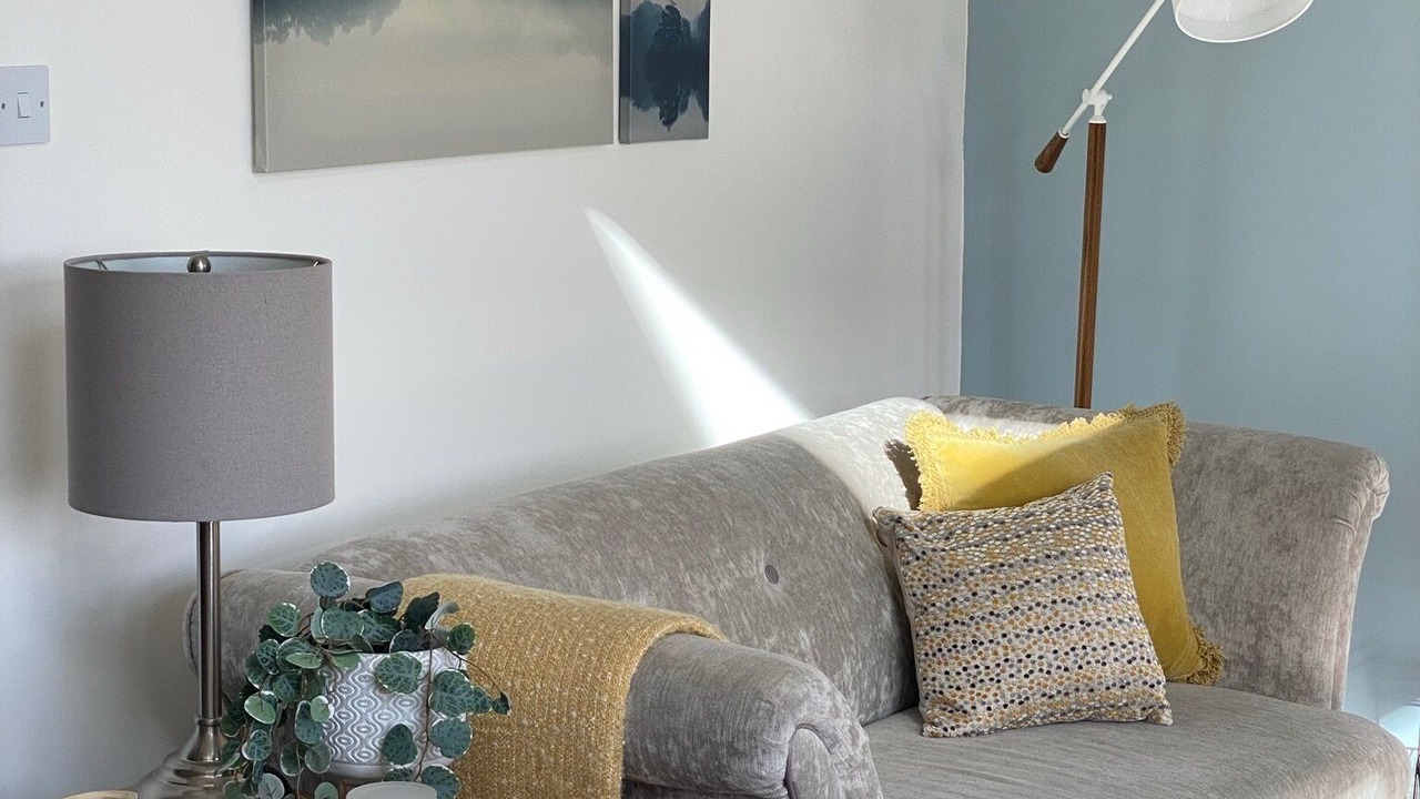 Photo of Livingroom in Newmilns