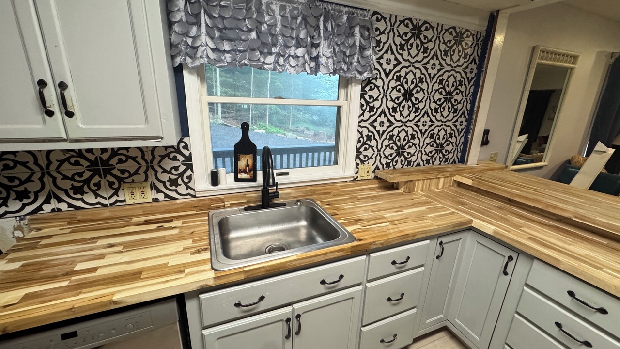 Photo of Kitchen in Harveys Lake