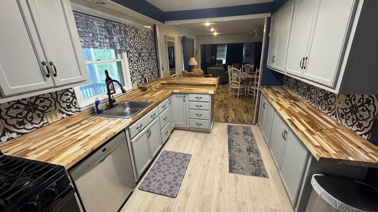 Photo of Kitchen in Harveys Lake