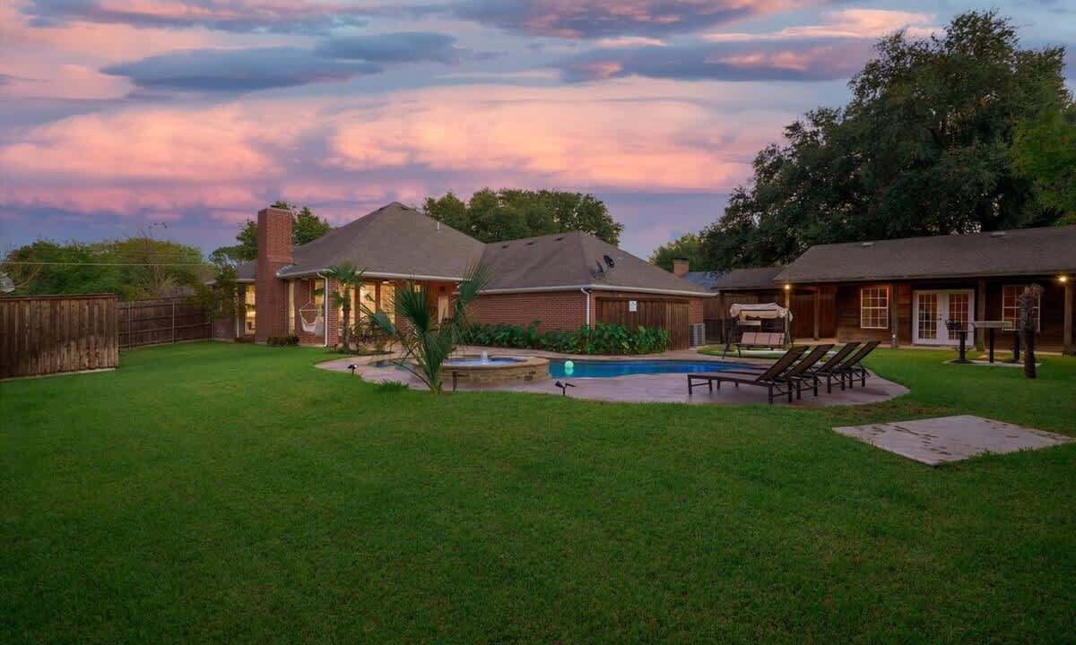 Photo of Outdoor in Irving