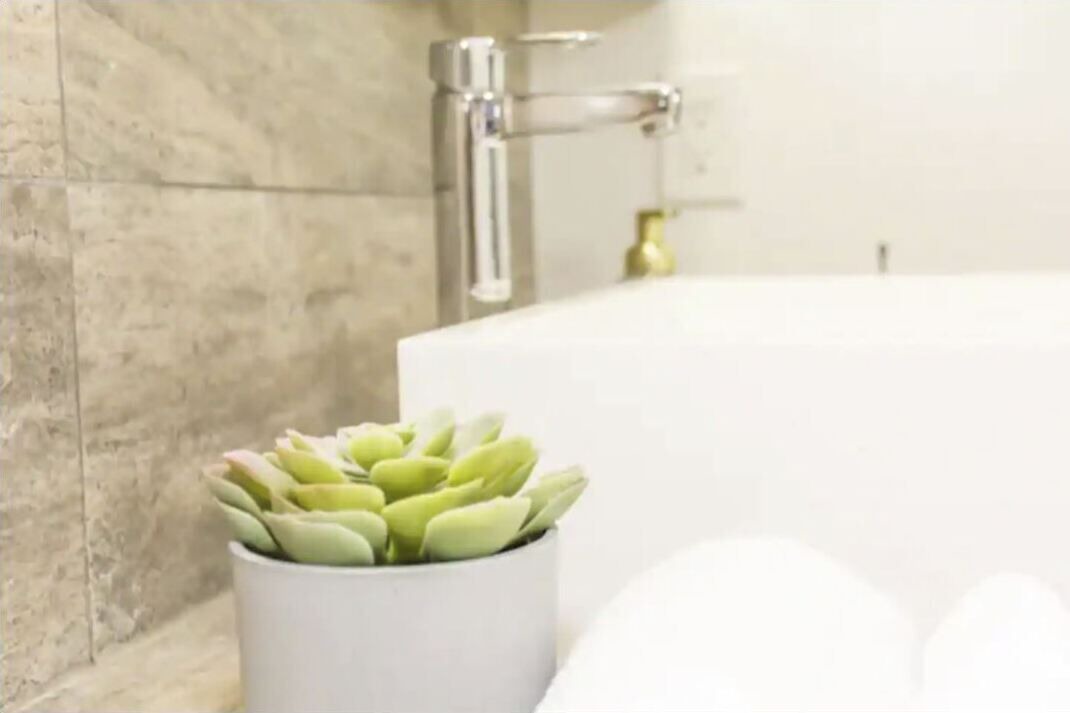Photo of Bathroom in Bathurst Quay