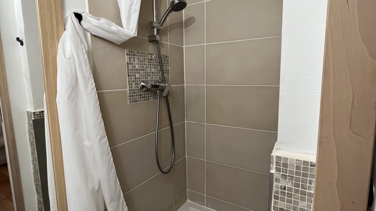 Photo of Bathroom in Frontignan