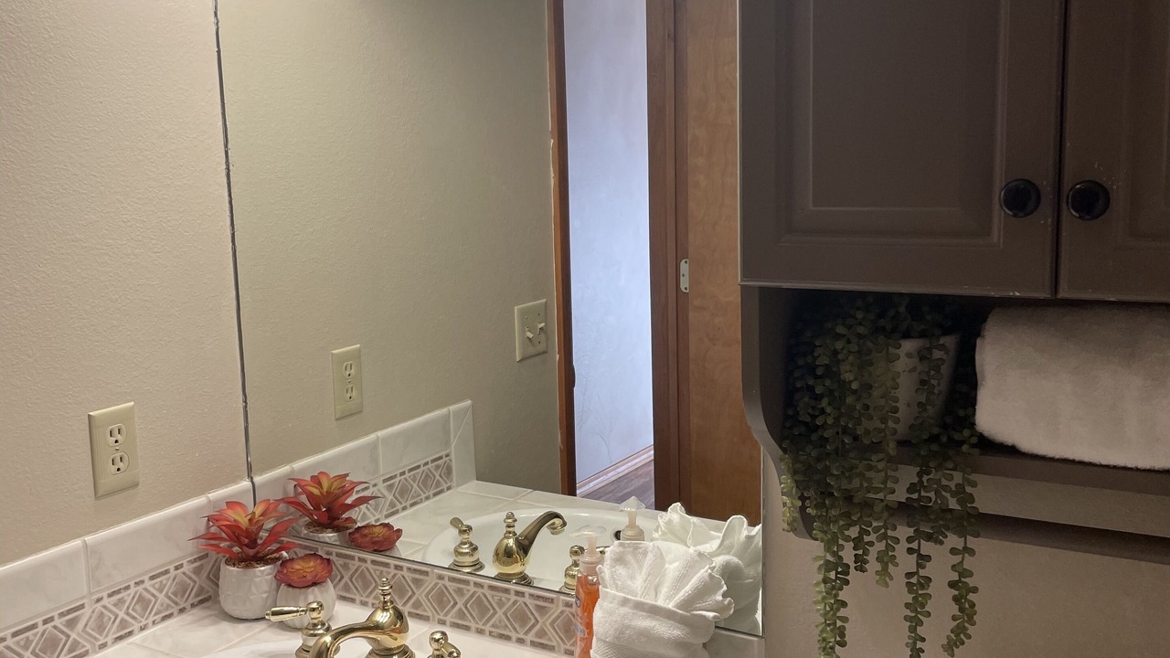 Photo of Bathroom in Park Vista