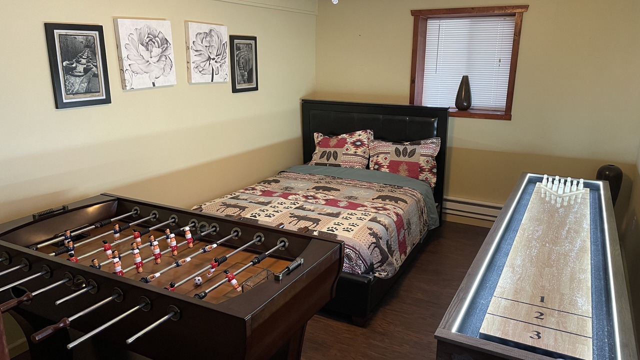 Photo of Bedroom in Greentown
