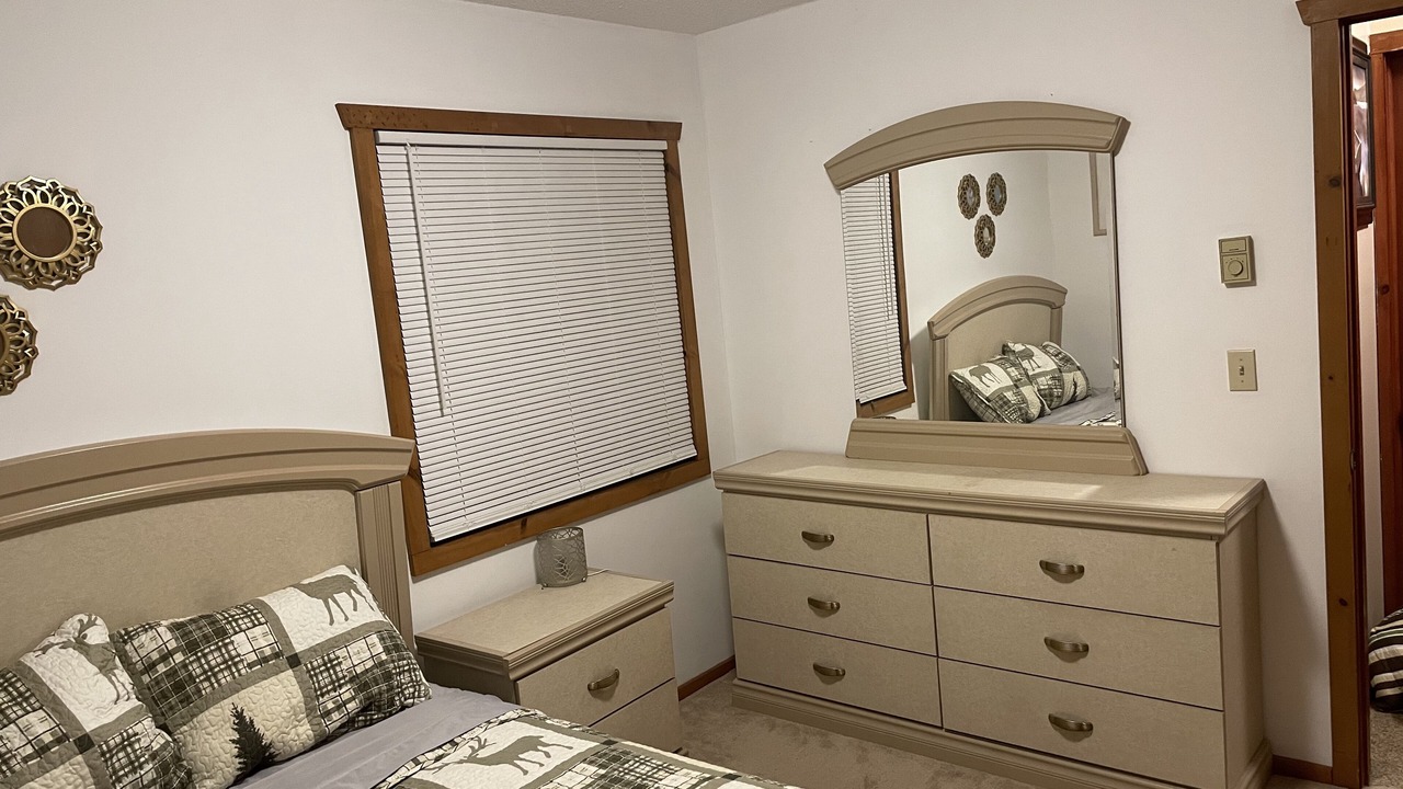 Photo of Bedroom in Greentown