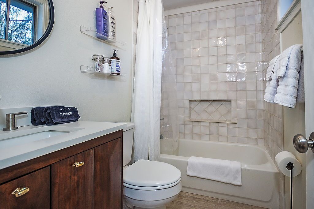 Photo of Bathroom in Nacogdoches