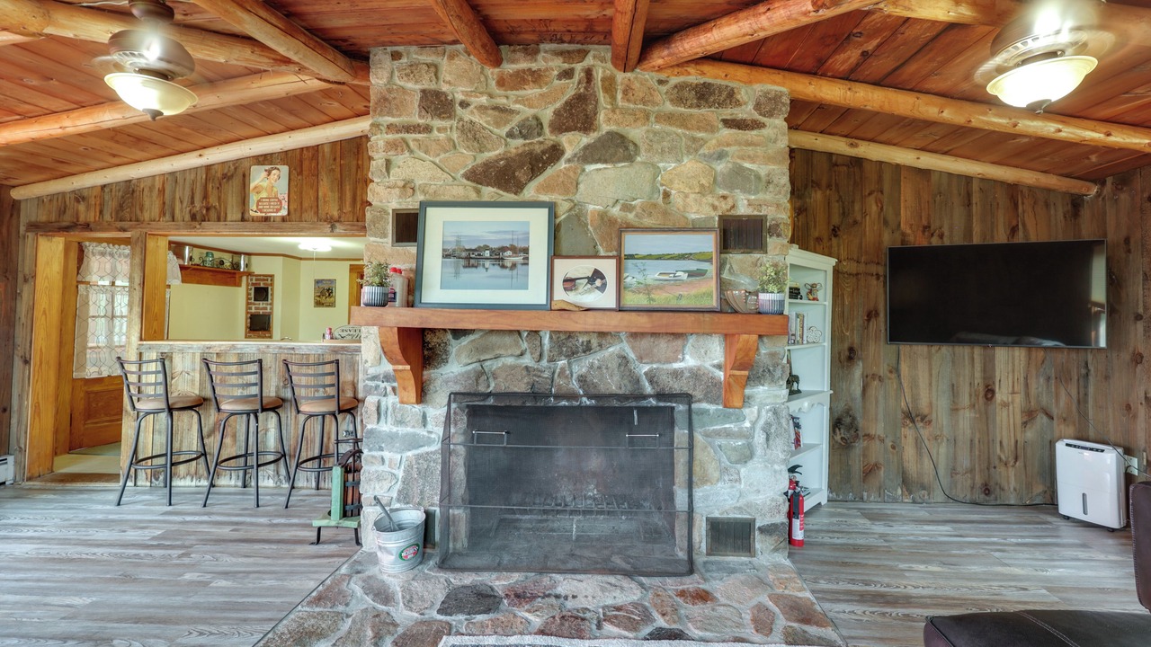 Photo of Bedroom in Milbridge