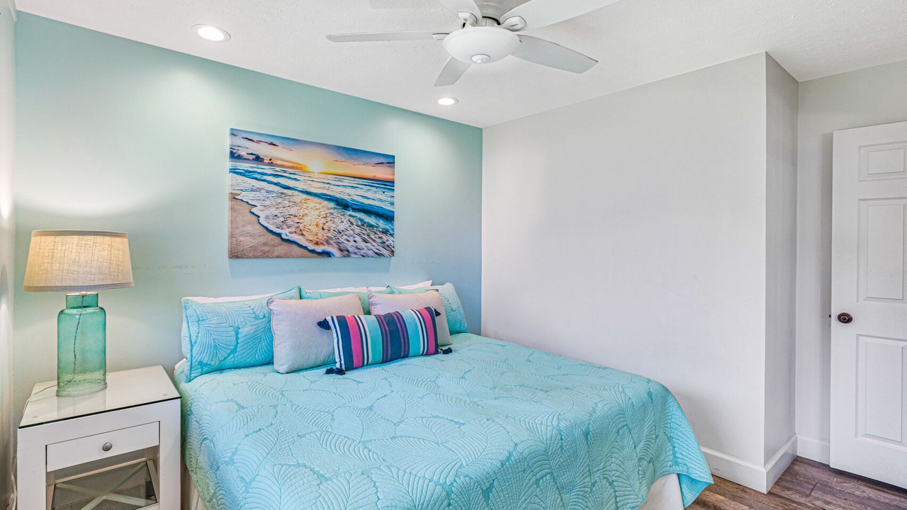 Photo of Bedroom in Downtown Lahaina