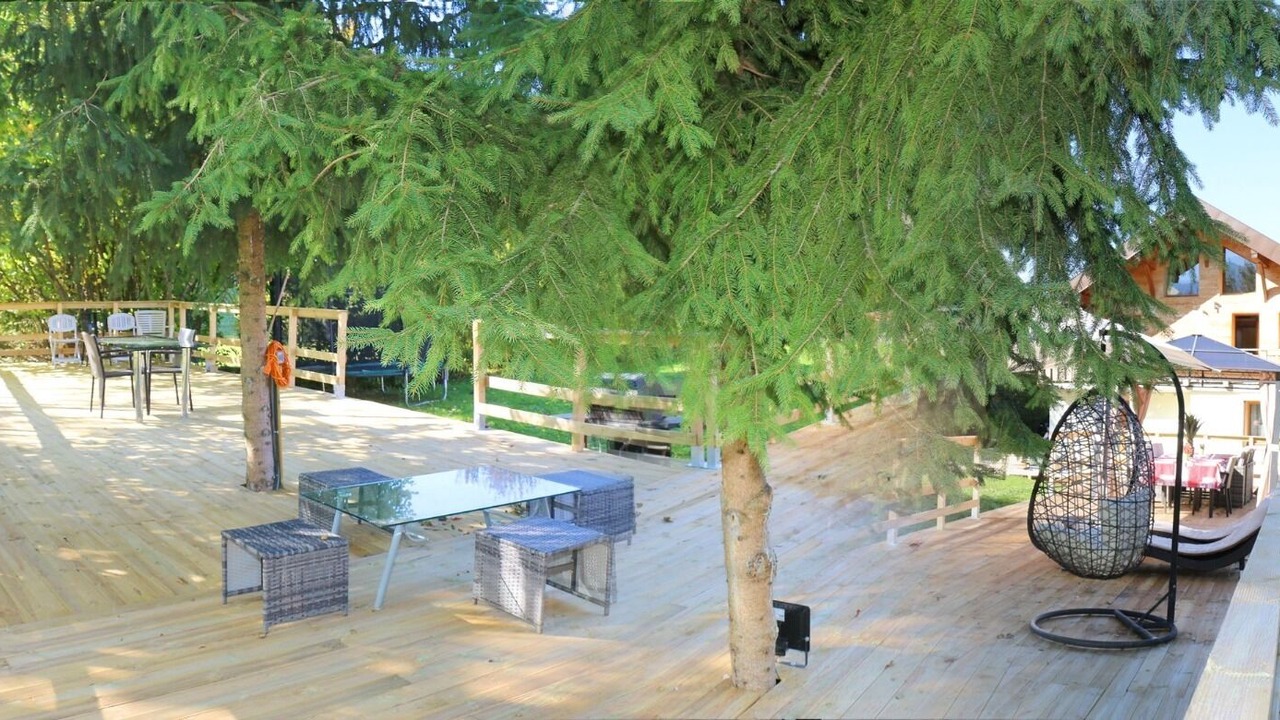 Photo of Outdoor in Eteaux