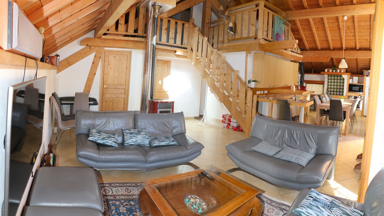 Photo of Livingroom in Eteaux