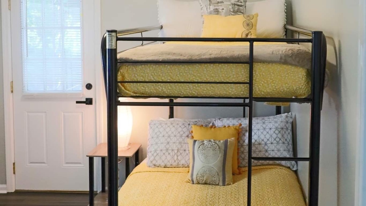 Photo of Bedroom in Apex