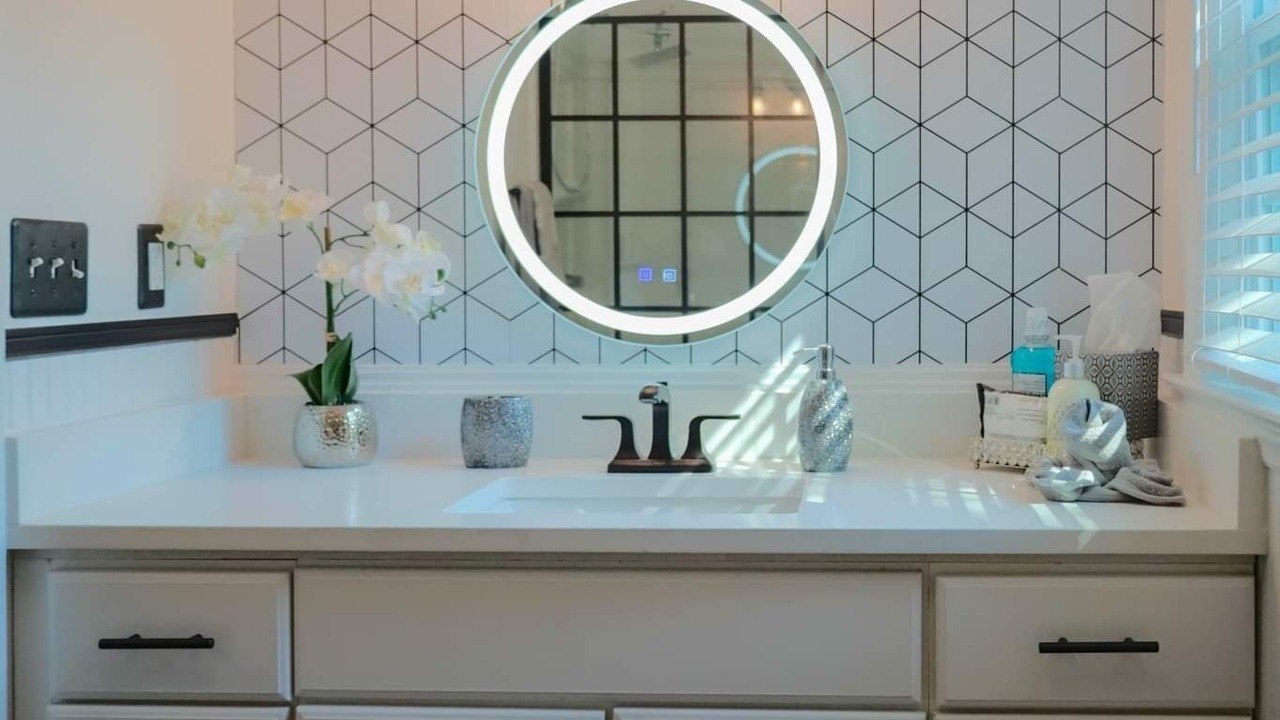 Photo of Bathroom in Apex