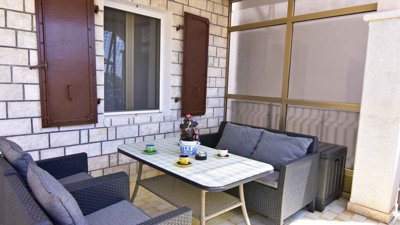 Photo of Outdoor in Murine