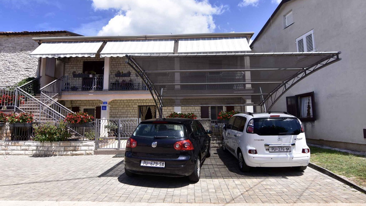 Photo of Outdoor in Murine