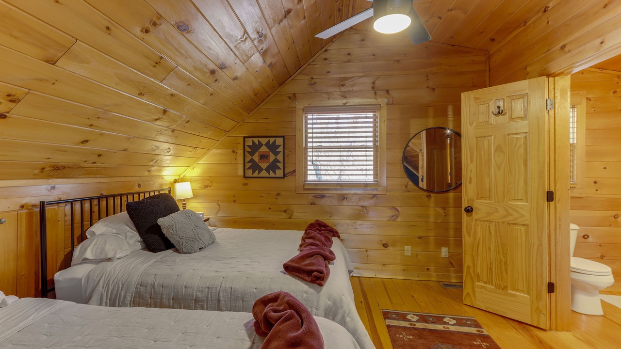 Photo of Bedroom in McCaysville