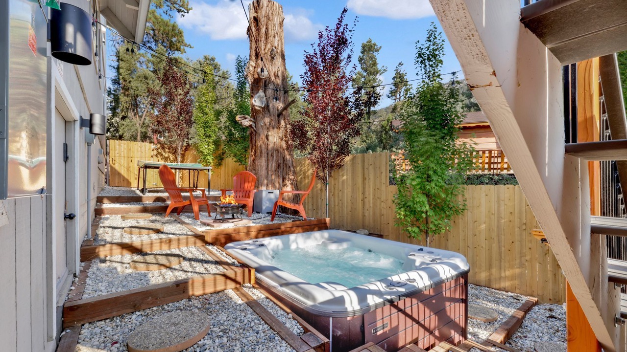 Photo of Patio Balcony in Whispering Forest
