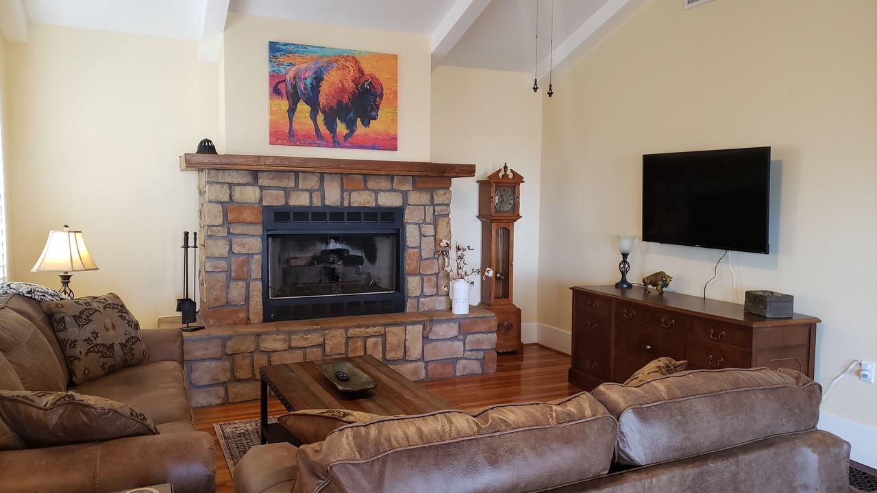 Photo of Livingroom in Flomot