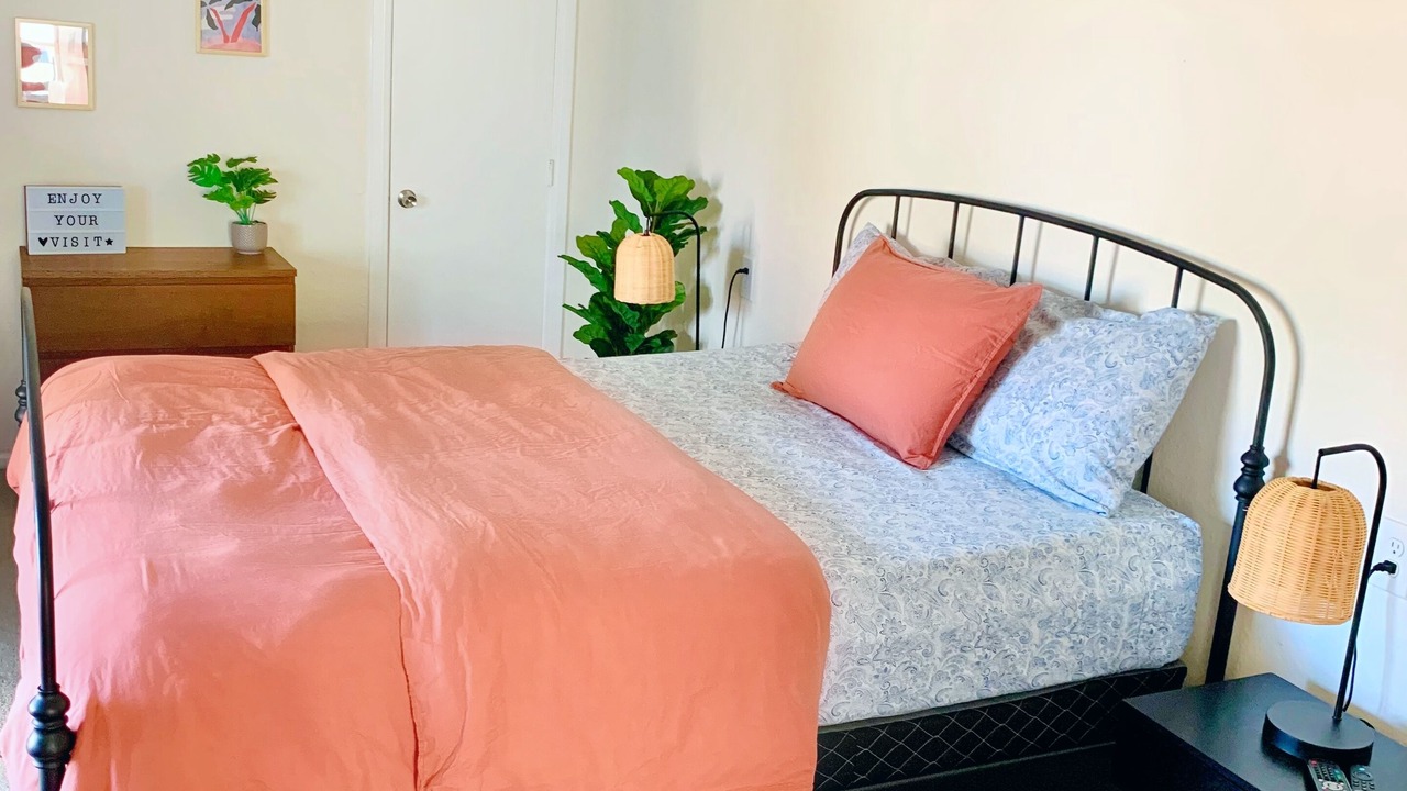 Photo of Bedroom in North Long Beach