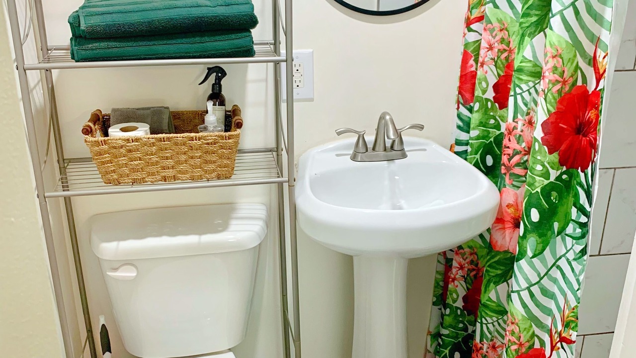 Photo of Bathroom in North Long Beach