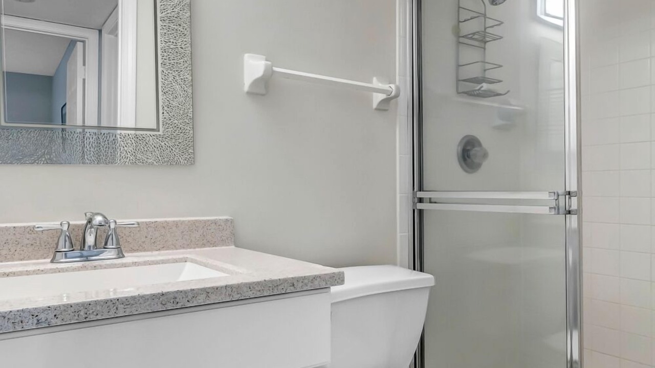 Photo of Bathroom in Sawgrass