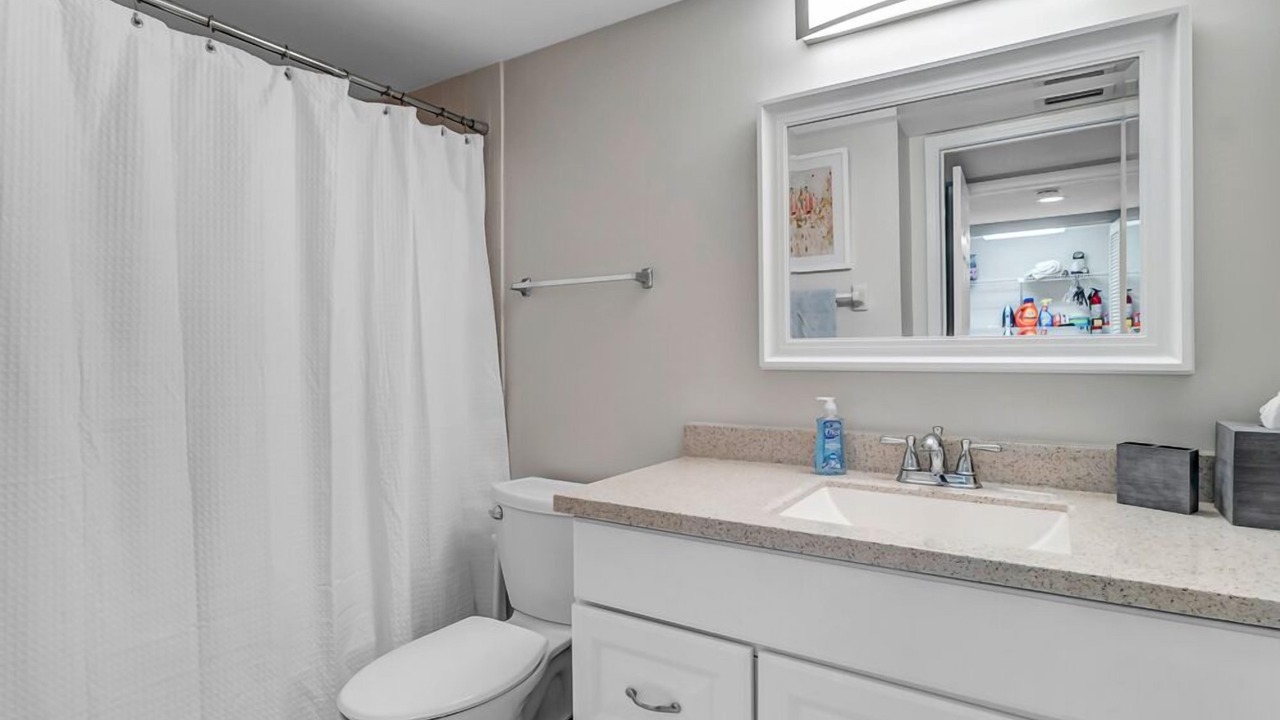 Photo of Bathroom in Sawgrass