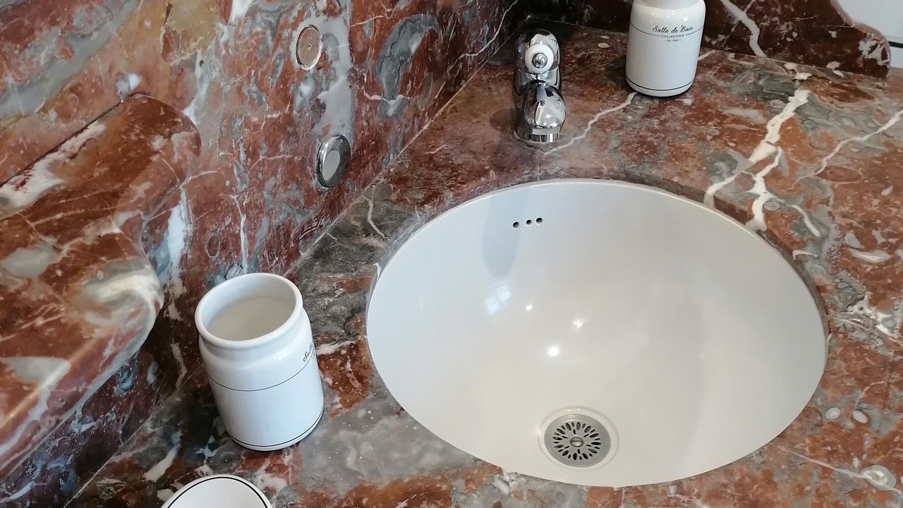 Photo of Bathroom in Neuilly-en-Vexin