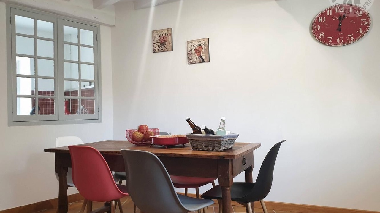 Photo of Others in Neuilly-en-Vexin