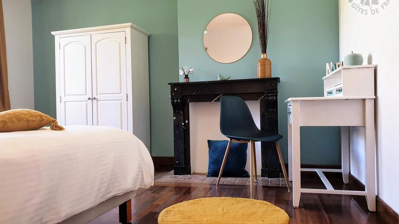 Photo of Bedroom in Neuilly-en-Vexin