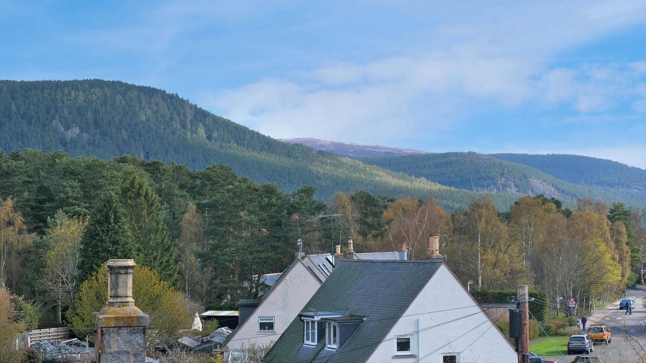 Photo of Others in Ballater