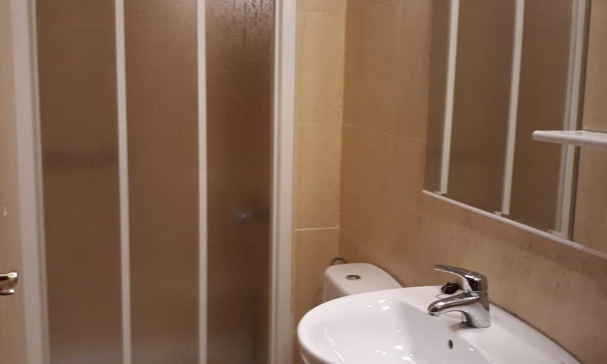 Photo of Bathroom in Sacedon