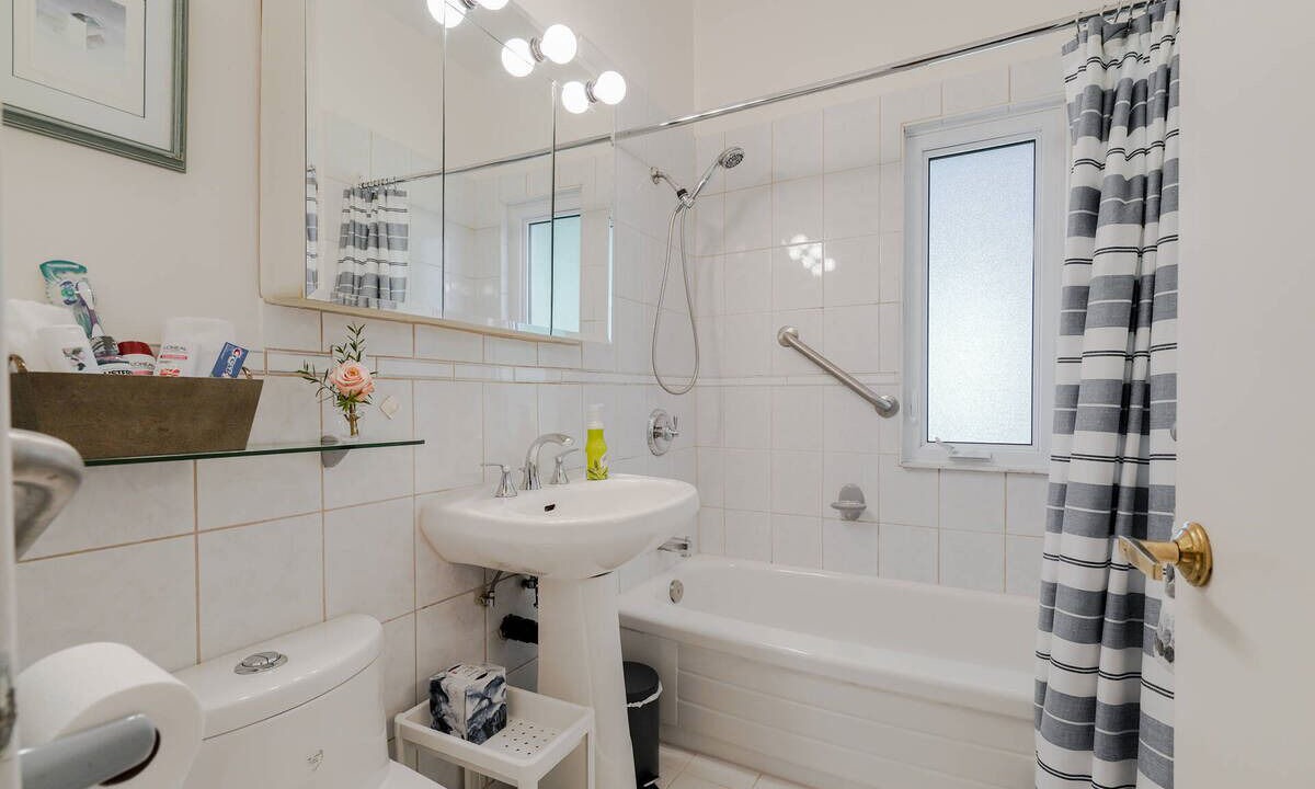 Photo of Bathroom in Richmond Hill