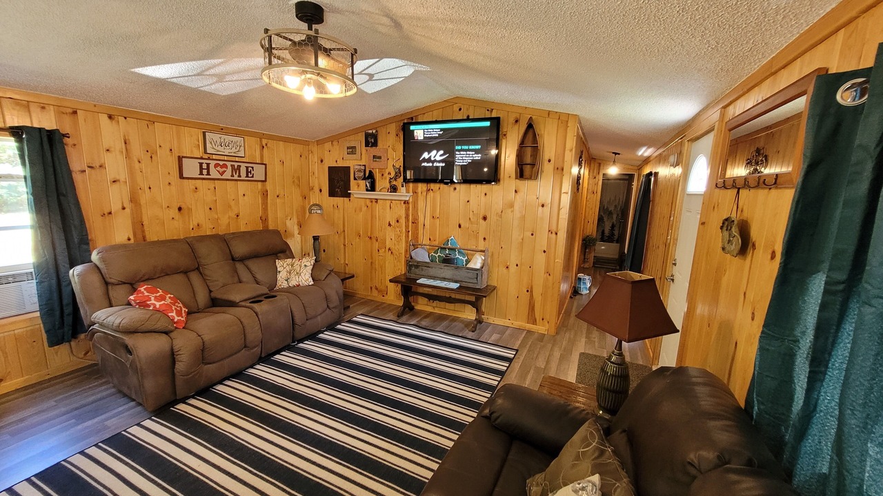 Photo of Livingroom in Bessemer