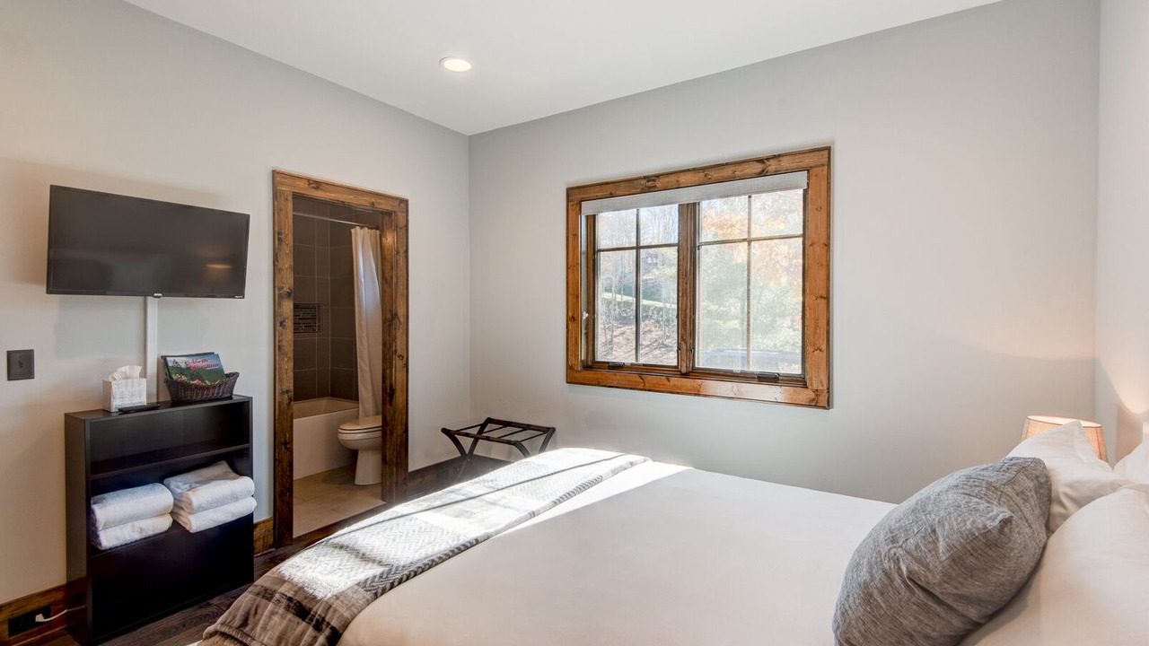 Photo of Bedroom in Elk Park