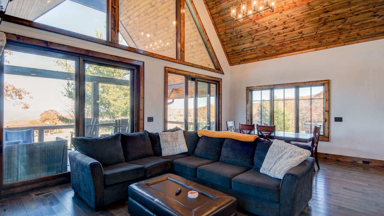 Photo of Livingroom in Elk Park