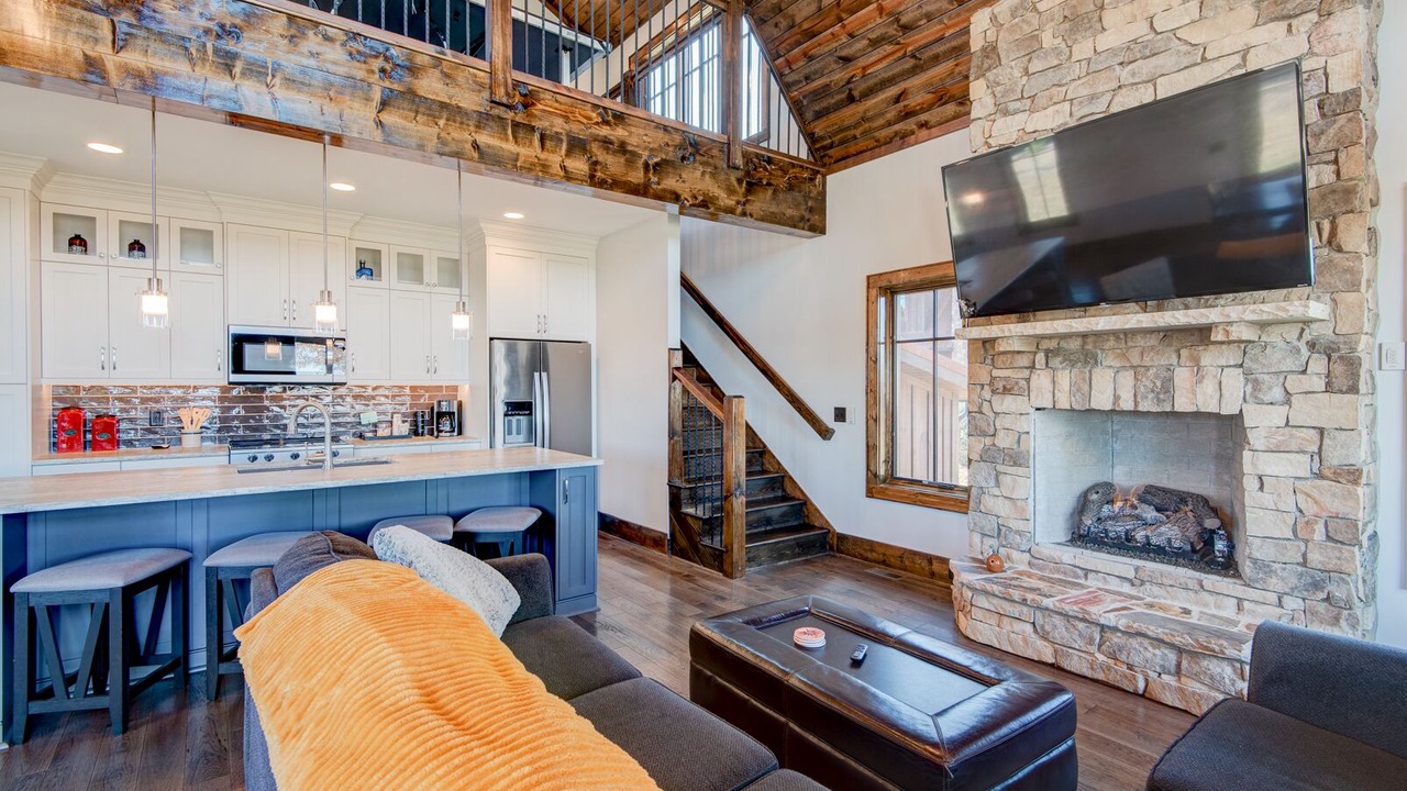 Photo of Livingroom in Elk Park